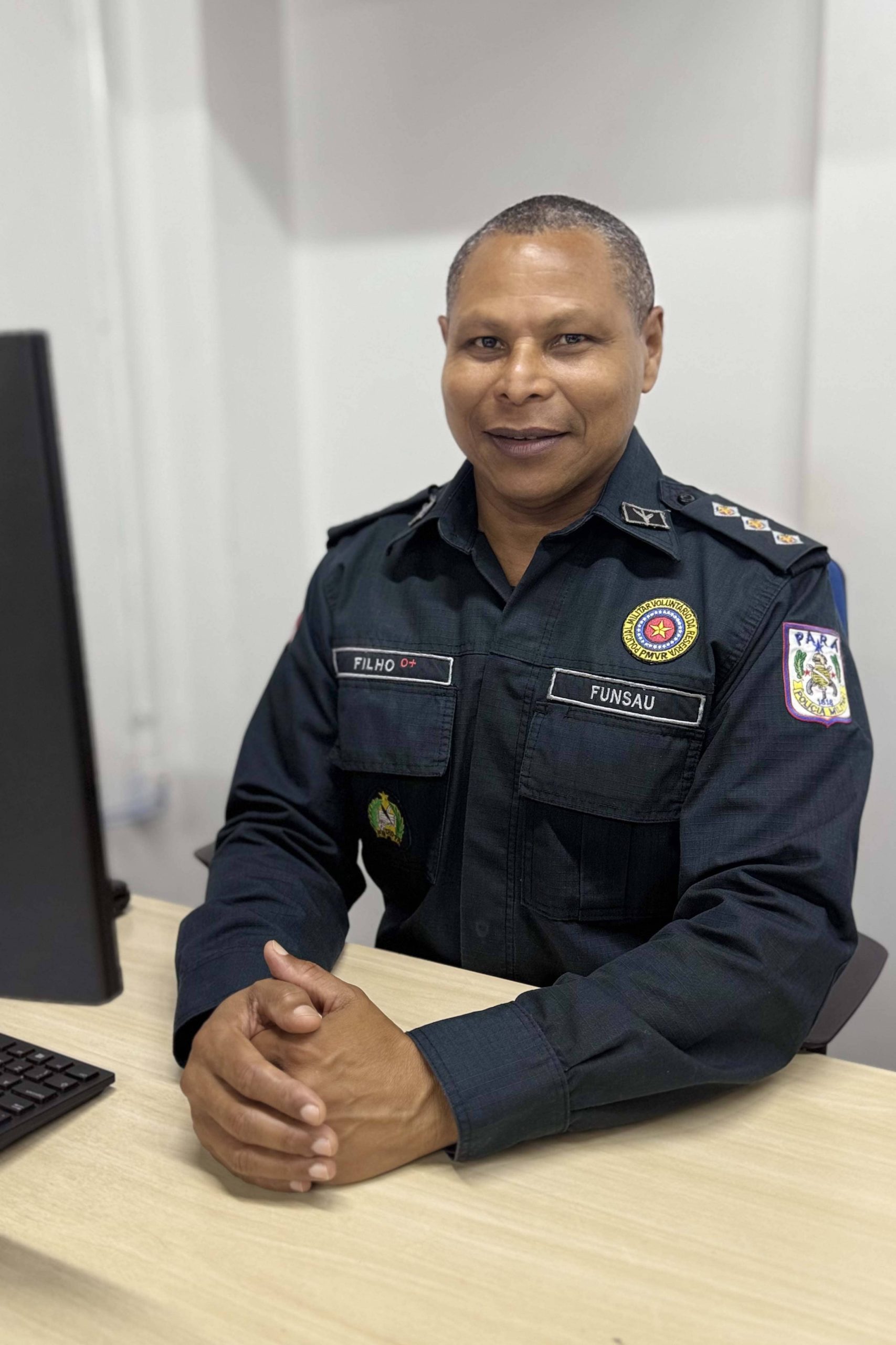 Cap. Filho - Chefe da Comissão Permanente de Licitação